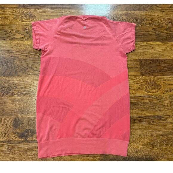 Lululemon Women’s Swiftly Tech Short Sleeve Top Pink Size 8 Elevated Activewear - Picture 2 of 7